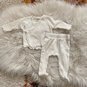 SpearmintLOVE ribbed newborn set